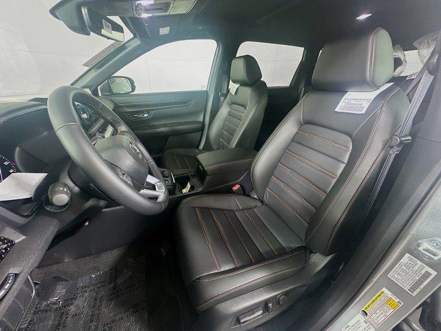 Photo of 2025 Solar Silver Metallic Honda CR-V Hybrid