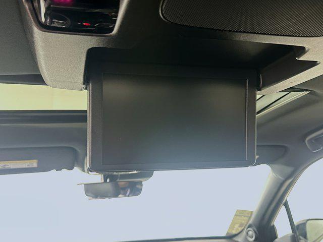 Photo of 2022 Platinum White Pearl Honda Pilot
