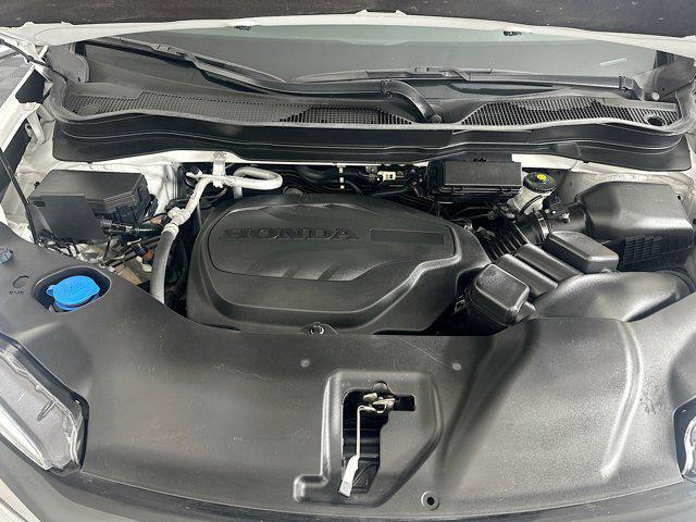 Photo of 2022 Platinum White Pearl Honda Pilot