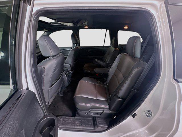 Photo of 2022 Platinum White Pearl Honda Pilot