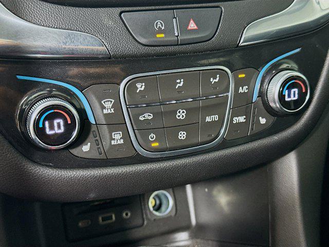 Photo of 2022 Mosaic Black Metallic Chevrolet Equinox