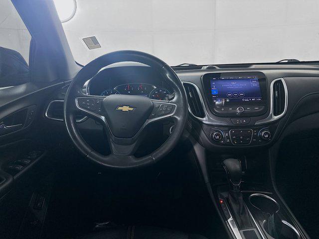 Photo of 2022 Mosaic Black Metallic Chevrolet Equinox