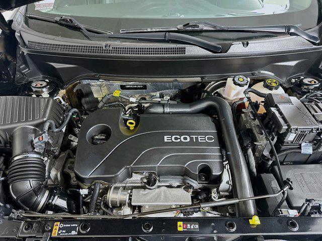 Photo of 2022 Mosaic Black Metallic Chevrolet Equinox