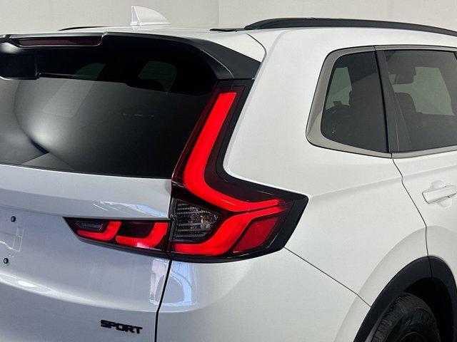 Photo of 2025 Platinum White Pearl Honda CR-V Hybrid