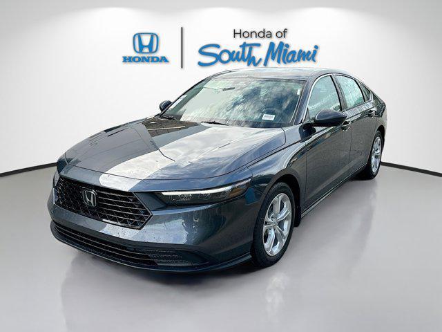 Photo of 2025 Meteorite Gray Metallic Honda Accord