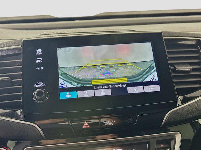Photo of 2022 Crystal Black Pearl Honda Passport