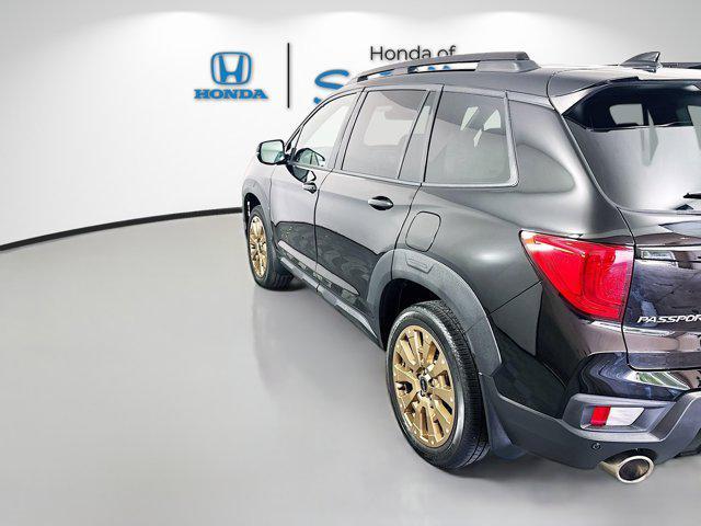 Photo of 2022 Crystal Black Pearl Honda Passport