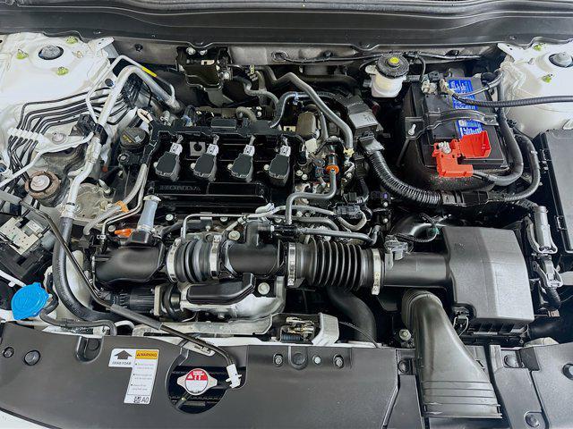 Photo of 2022 Platinum White Pearl Honda Accord