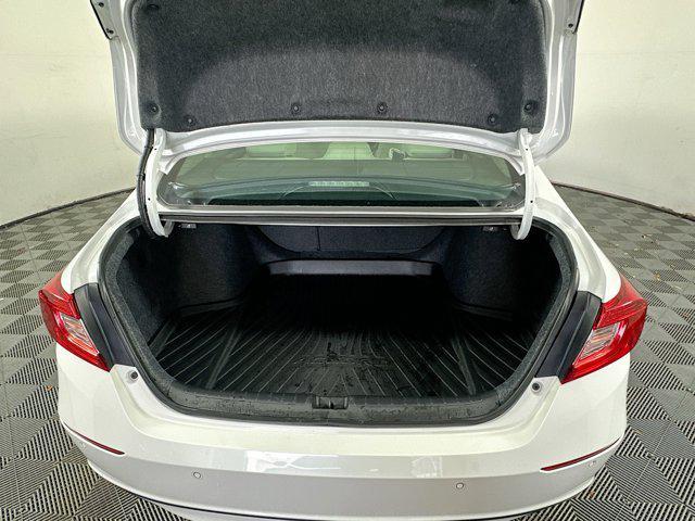 Photo of 2022 Platinum White Pearl Honda Accord