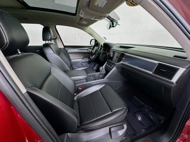 Photo of 2021 Red Metallic Volkswagen Atlas