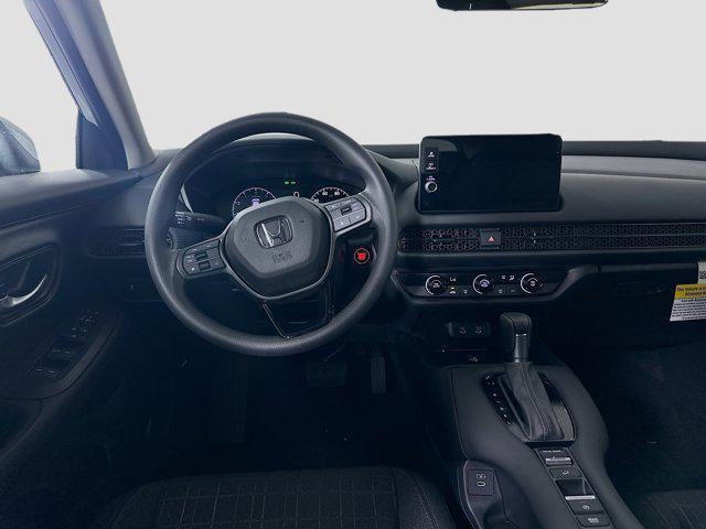 Photo of 2026 Platinum White Pearl Honda HR-V