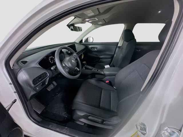Photo of 2026 Platinum White Pearl Honda HR-V