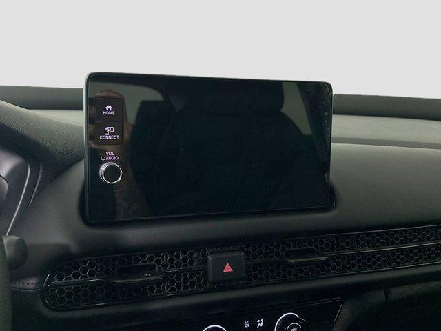 Photo of 2026 Platinum White Pearl Honda HR-V