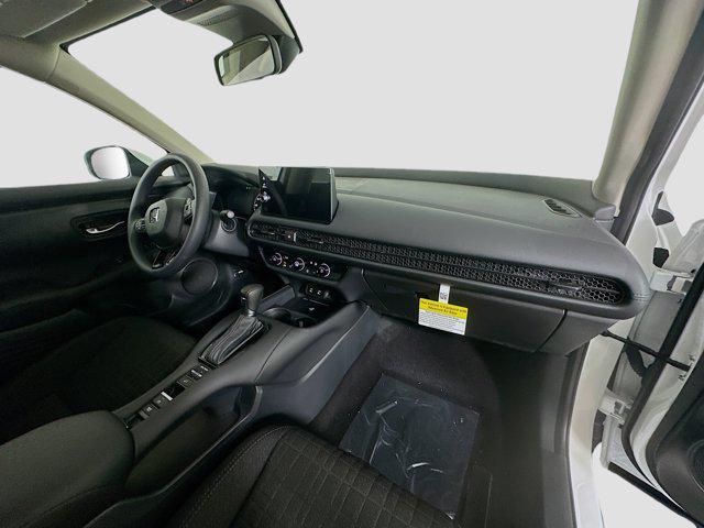 Photo of 2026 Platinum White Pearl Honda HR-V