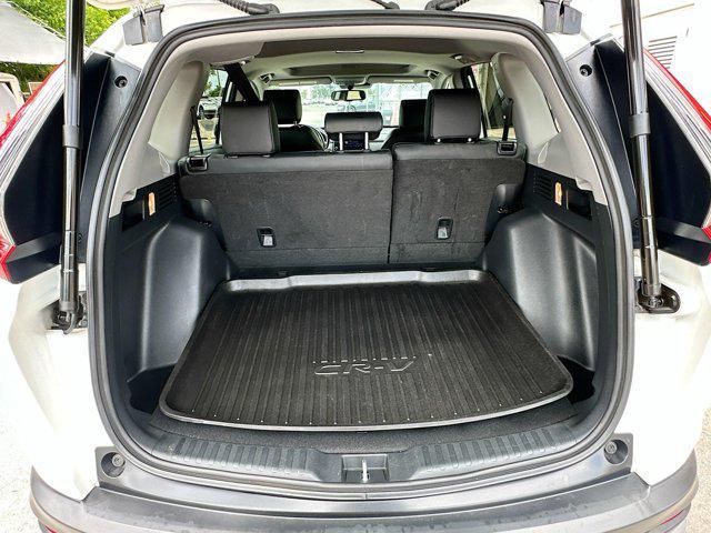 Photo of 2022 Crystal Black Pearl Honda CR-V