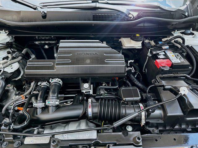 Photo of 2022 Crystal Black Pearl Honda CR-V