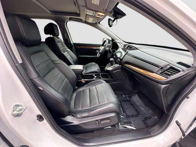 Photo of 2022 Crystal Black Pearl Honda CR-V