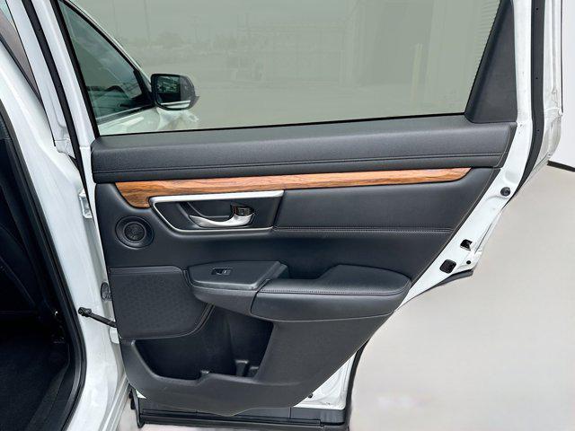 Photo of 2022 Crystal Black Pearl Honda CR-V