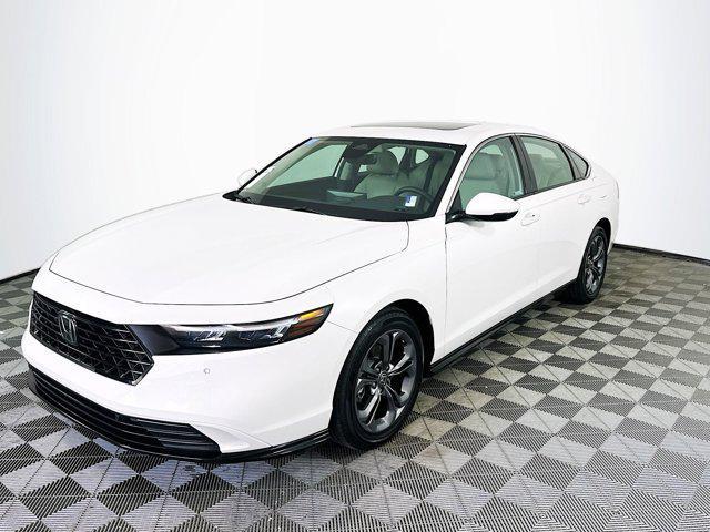 Photo of 2024 Platinum White Pearl Honda Accord Hybrid
