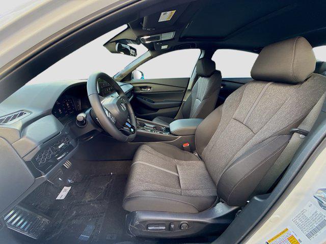 Photo of 2025 Platinum White Pearl Honda Accord Hybrid