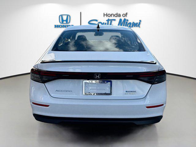 Photo of 2025 Platinum White Pearl Honda Accord Hybrid