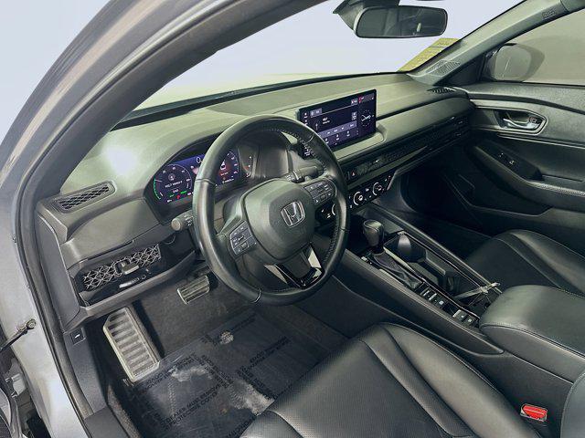 Photo of 2023 Lunar Silver Metallic Honda Accord Hybrid
