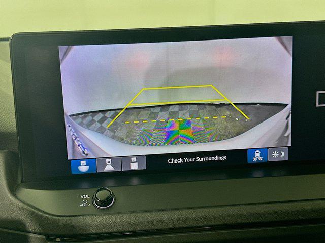 Photo of 2023 Lunar Silver Metallic Honda Accord Hybrid