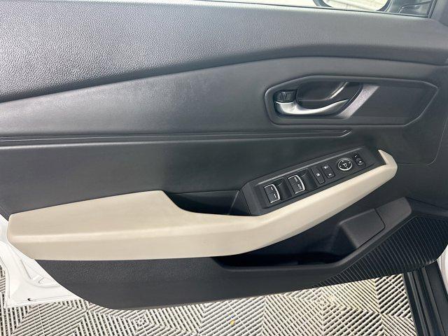 Photo of 2023 Platinum White Pearl Honda Accord