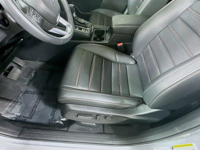 Photo of 2024 Lunar Silver Metallic Honda CR-V Hybrid
