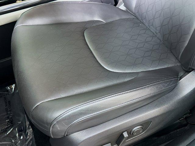 Photo of 2023 Astra Blue Kia Carnival
