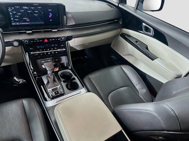 Photo of 2023 Astra Blue Kia Carnival