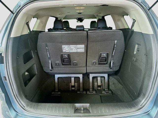 Photo of 2023 Astra Blue Kia Carnival