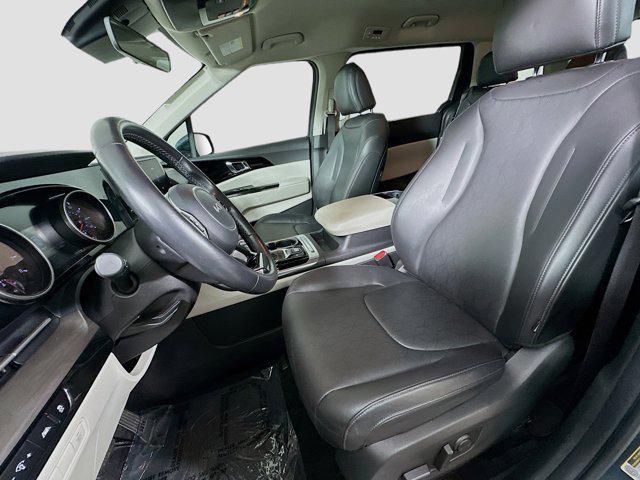 Photo of 2023 Astra Blue Kia Carnival