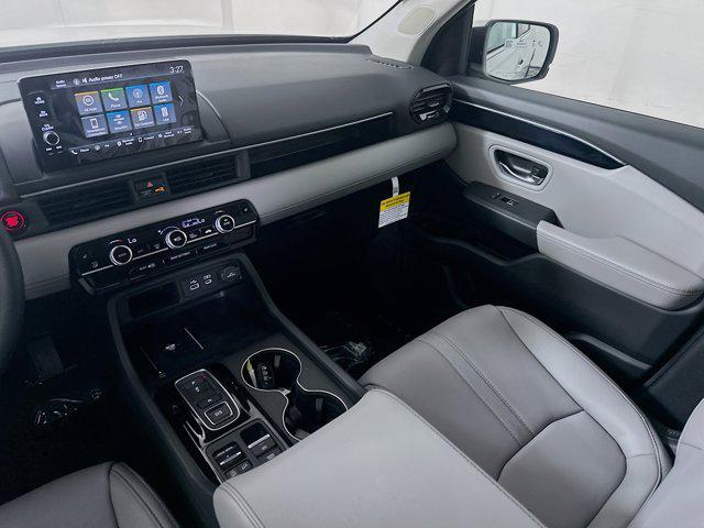 Photo of 2025 Wy Honda Pilot