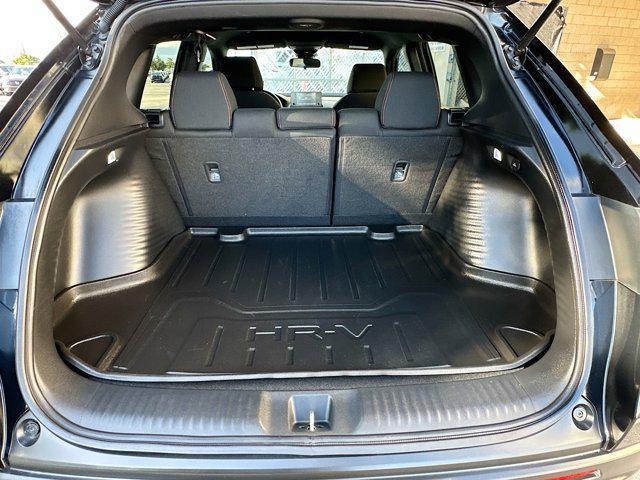 Photo of 2024 Crystal Black Pearl Honda HR-V