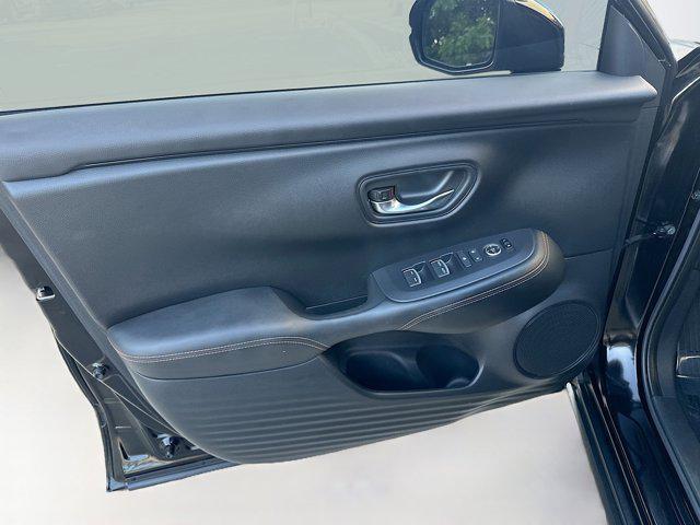 Photo of 2024 Crystal Black Pearl Honda HR-V