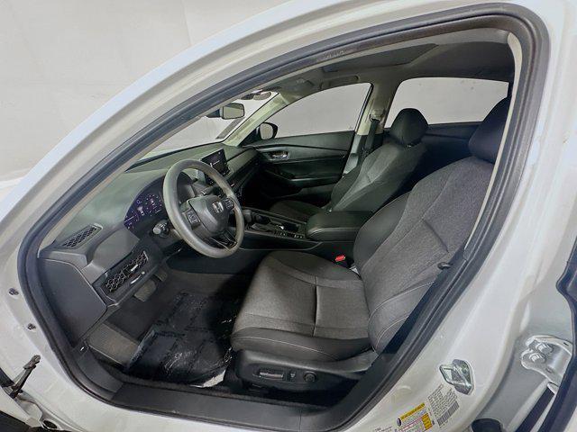 Photo of 2024 Platinum White Pearl Honda Accord