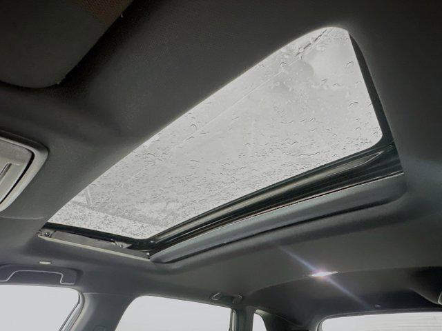 Photo of 2025 Solar Silver Metallic Honda CR-V Hybrid