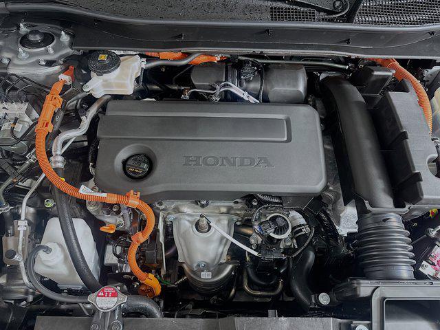 Photo of 2025 Solar Silver Metallic Honda CR-V Hybrid