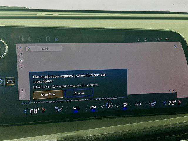 Photo of 2024 Summit White Chevrolet Traverse