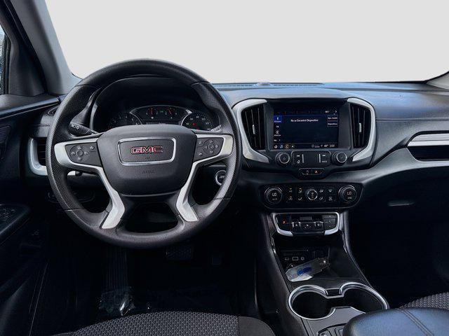 Photo of 2023 Summit White GMC Terrain