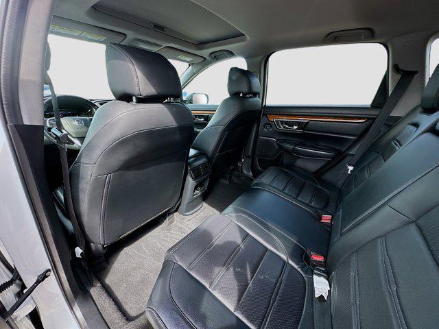 Photo of 2022 Platinum White Pearl Honda CR-V Hybrid