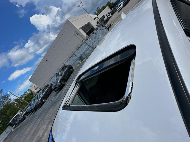 Photo of 2022 Platinum White Pearl Honda CR-V Hybrid