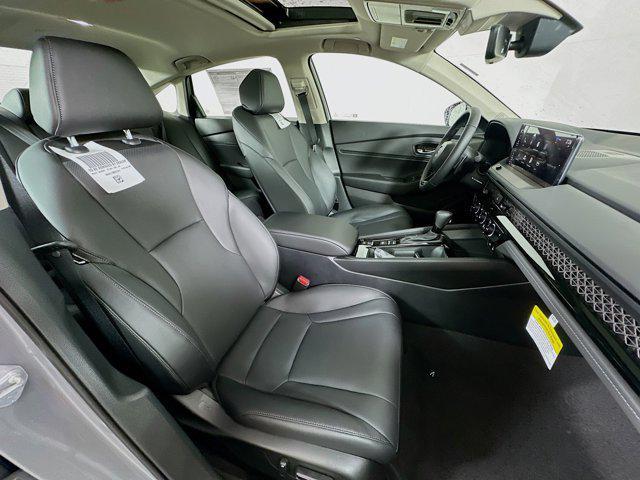 Photo of 2025 Urban Gray Pearl Honda Accord Hybrid