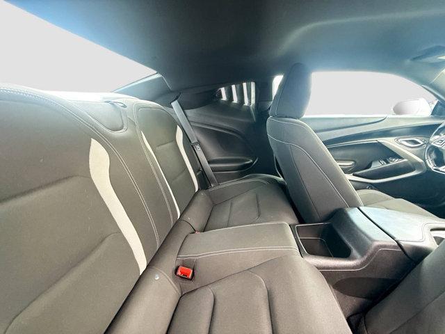 Photo of 2021 Summit White Chevrolet Camaro