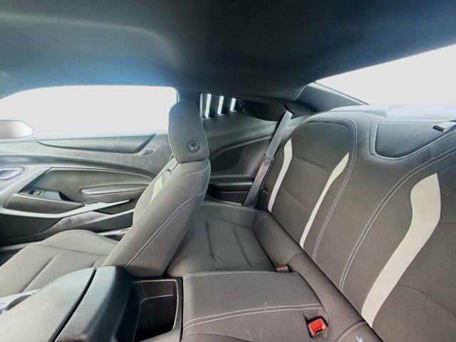 Photo of 2021 Summit White Chevrolet Camaro