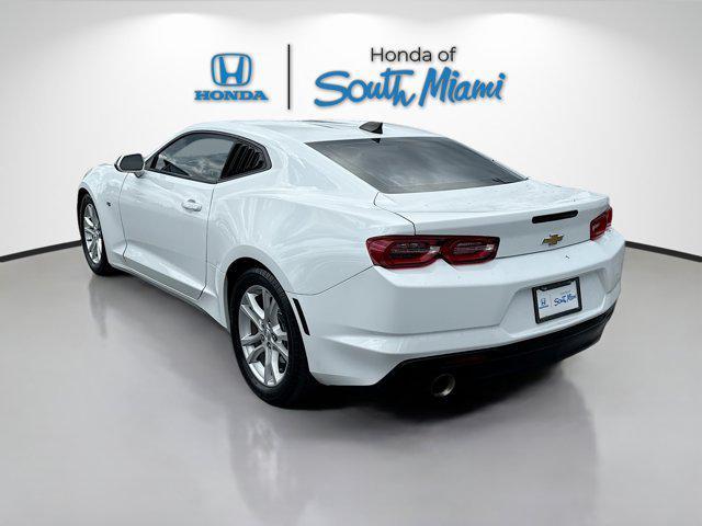 Photo of 2021 Summit White Chevrolet Camaro