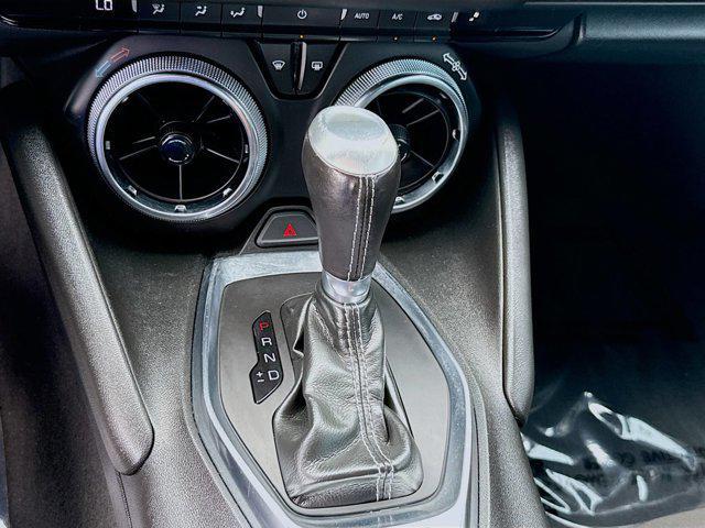 Photo of 2021 Summit White Chevrolet Camaro