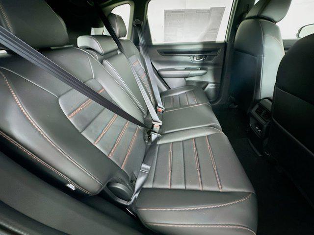 Photo of 2025 Solar Silver Metallic Honda CR-V Hybrid