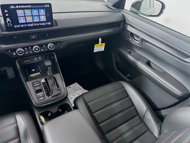 Photo of 2025 Solar Silver Metallic Honda CR-V Hybrid